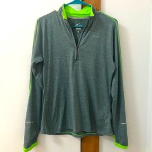 Women’s Nike M Dri-fit pull over